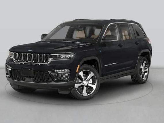 JEEP GRAND CHEROKEE 2023 1C4RJYB60PC633370 image